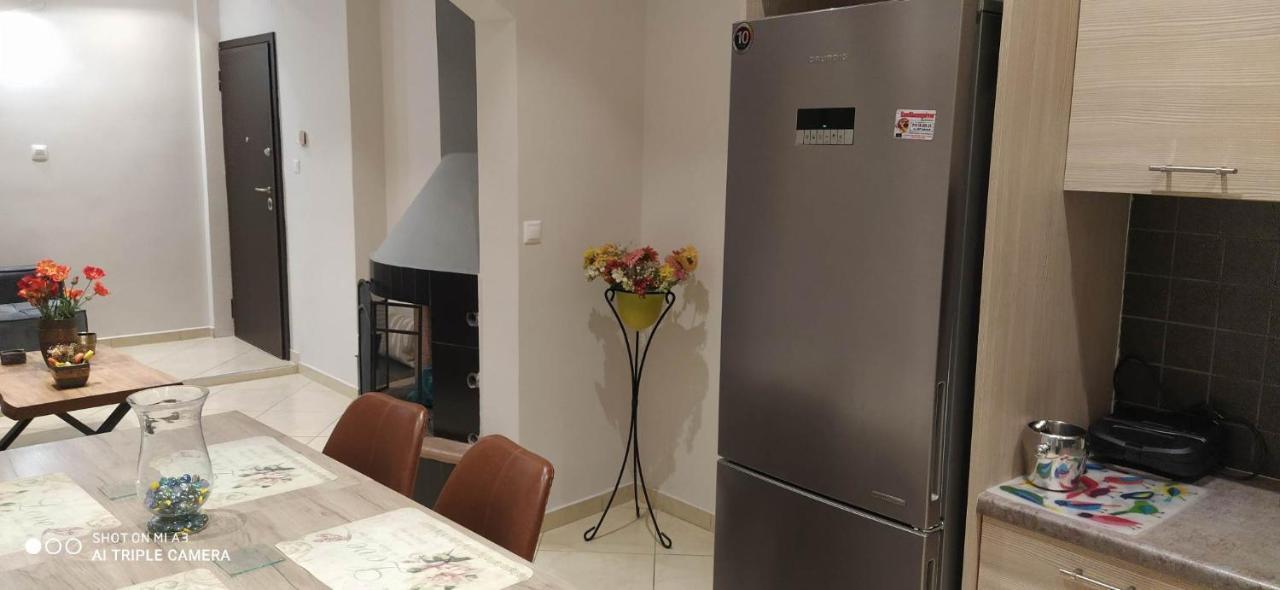 The Genius Apartment 3 Rooms, Α Floor 3 Υπνοδωμάτια, A Όροφος เอเธนส์ ภายนอก รูปภาพ