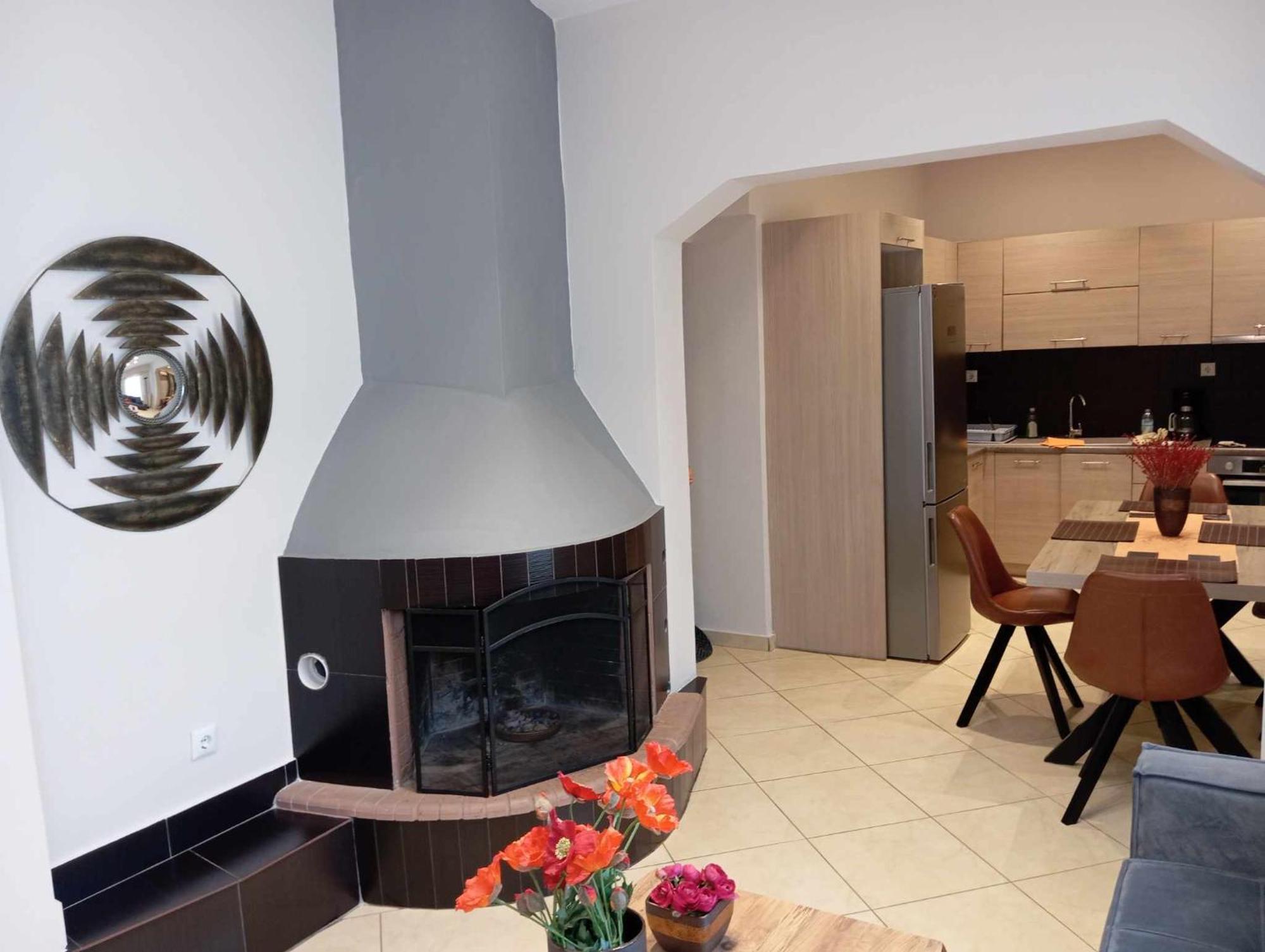 The Genius Apartment 3 Rooms, Α Floor 3 Υπνοδωμάτια, A Όροφος เอเธนส์ ภายนอก รูปภาพ